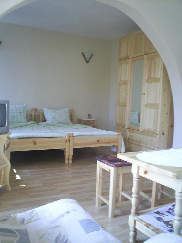 Guest House Antoaneta Несебир Екстер'єр фото